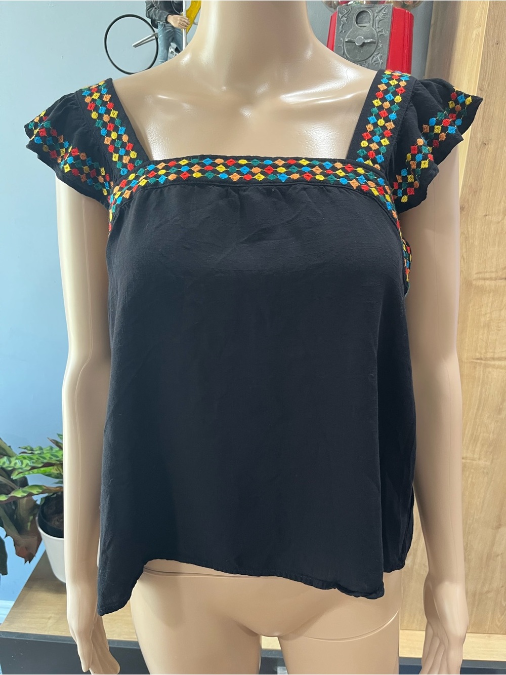Savanna Jane Black Embroidered Boho Top Square Neck Ruffle Sleeve Geometric S